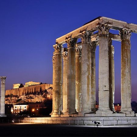 Athens Gateaway Next To Kallimarmaro And Acropolis Exterior foto